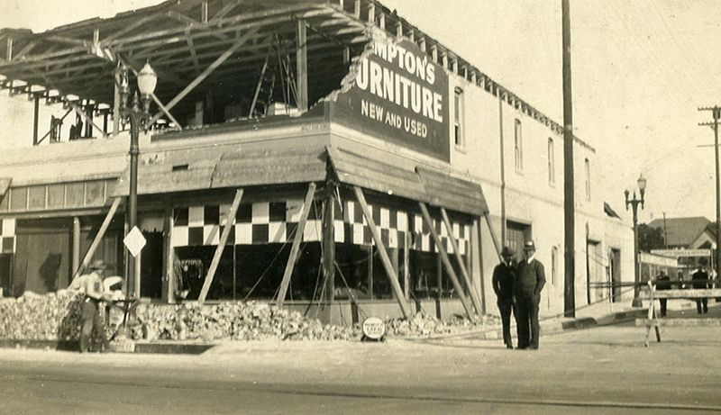 1933 Long Beach, CA Earthquake Photo